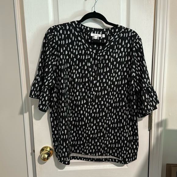 Chico’s Zenergy Top - Picture 1 of 5